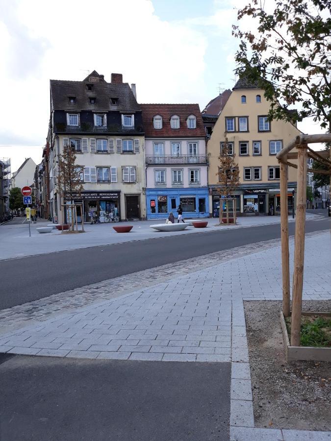 Ferienwohnung Le Quai 2 Straßburg Exterior foto